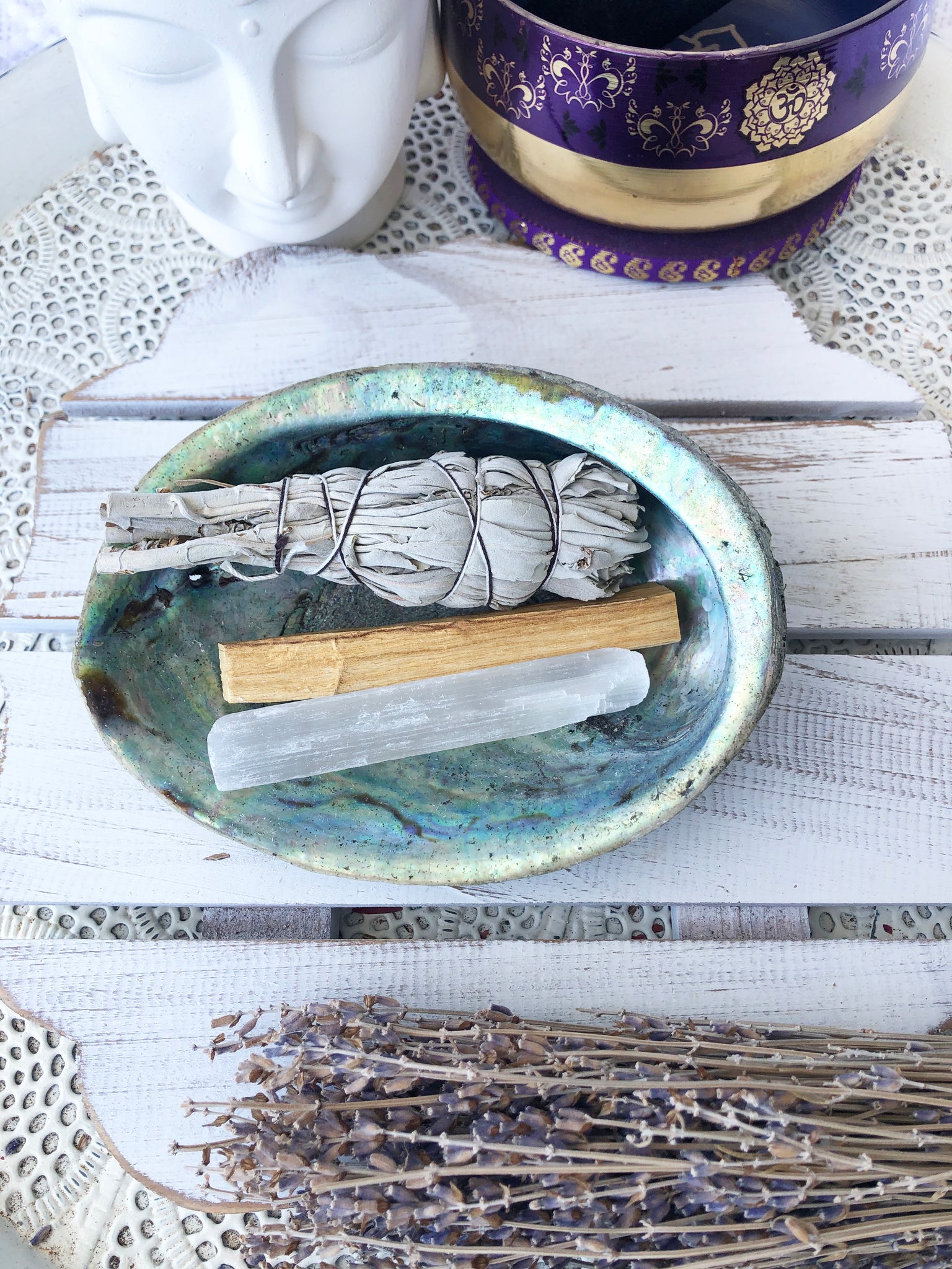 SMUDGE KIT Blue - White Sage + Palo Santo + Shell + raw Selenite Set,  Energy Purification