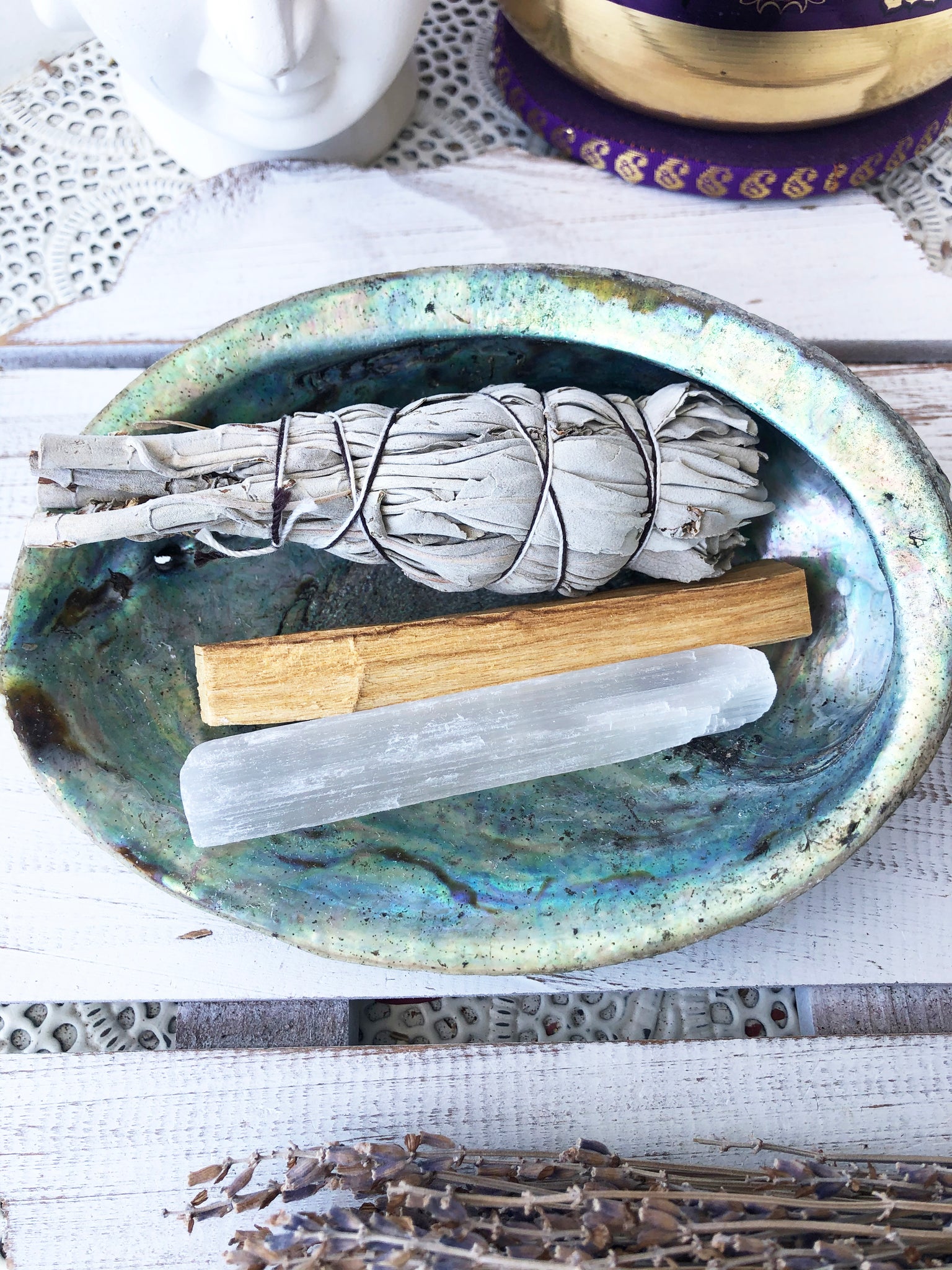 SMUDGE KIT Blue - White Sage + Palo Santo + Shell + raw Selenite Set,  Energy Purification